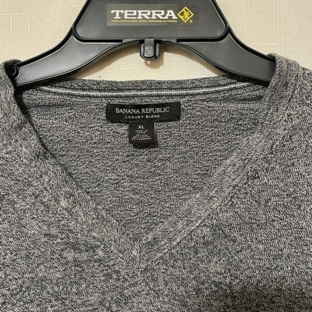 Banana Republic Mens Sweater Luxury Blend V-Neck Silk Grey Heathered Size XL - Picture 8 of 10